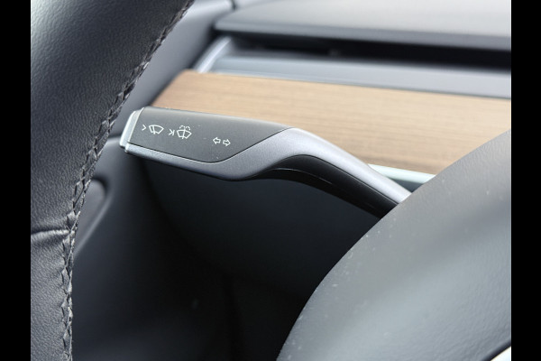Tesla Model 3 Long Range AWD 75kWh 463PK Lmv FSD-3 Computer 18"Lm  Premium Audio AutoPilot Panoramadak Camera's Leer Adaptive-Cruise-Control+S 4WD Stoel en achterbank verwarming Elektr.Stoelen+Memory+Easy-Entry WiFi Origineel Nederlandse Auto Garantie op Accu/Motor tot 28-09-2028/192.000km