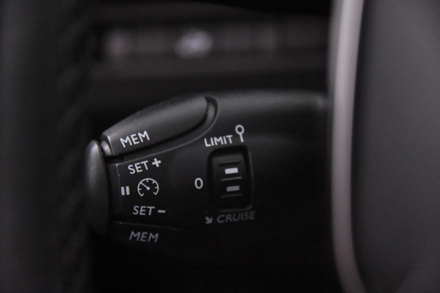 Peugeot 5008 Allure 130 *1ste Eigenaar*Leer*Navigatie*Trekhaak*