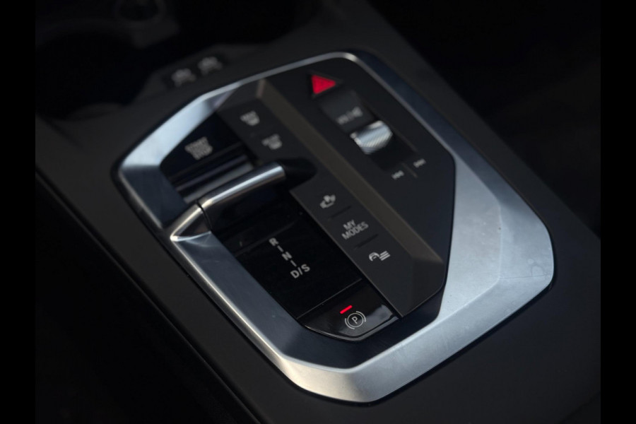 BMW 1-serie 120 | M-Sport Pro Harman/Kardon | Hud| Carplay & Android Auto|Pano| Trekhaak | Shadow Line | Cruise|Incl Btw