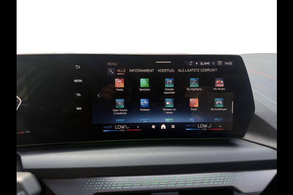 BMW 1-serie 120 | M-Sport Pro Harman/Kardon | Hud| Carplay & Android Auto|Pano| Trekhaak | Shadow Line | Cruise|Incl Btw