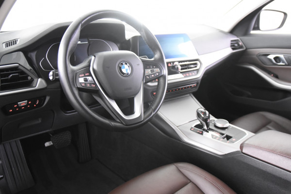 BMW 3 Serie Touring 320i *1ste Eigenaar*Leer*Navigatie*Trekhaak*