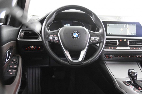 BMW 3 Serie Touring 320i *1ste Eigenaar*Leer*Navigatie*Trekhaak*