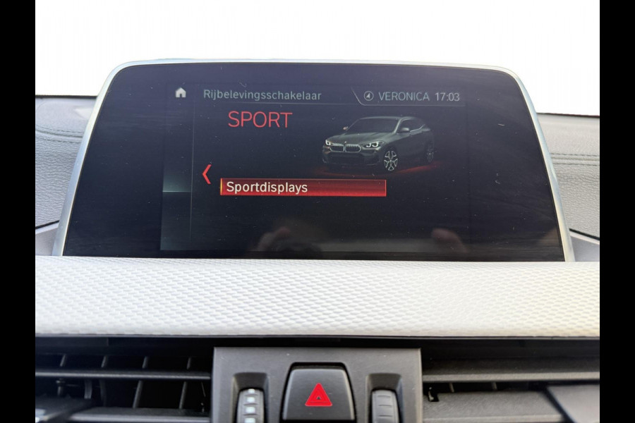 BMW X2 SDrive18i M-Pakket High Exec Full M Sportief Design LED 19” M-Velgen M-Alcantara Navi Camera PDC V+A