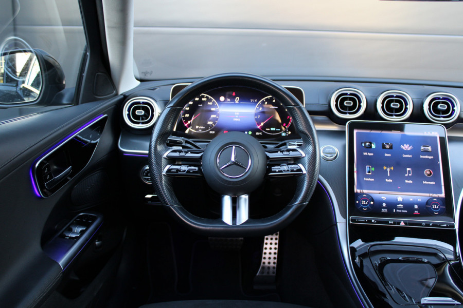 Mercedes-Benz C-Klasse 200 AMG Line | PANO | SFEER | CARPLAY | STOELVERWARMING | 19 INCH |