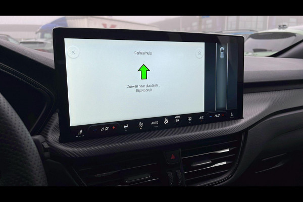 Ford Kuga 2.5 PHEV ST-Line X 243pk | ZUID | Driver Assistance Pack | Winterpack | Technology Pack | All Weatherbanden | 2.100kg Trekgewicht