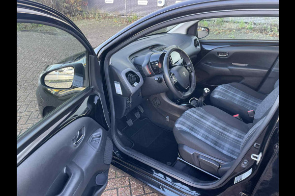 Peugeot 108 1.0 e-VTi Allure / navigatie