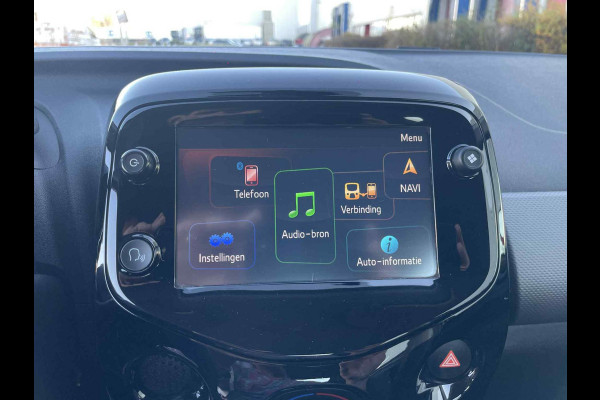 Peugeot 108 1.0 e-VTi Allure / navigatie