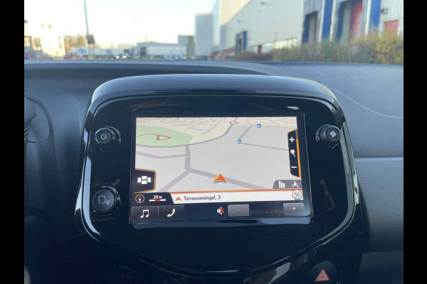 Peugeot 108 1.0 e-VTi Allure / navigatie