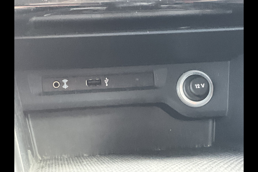 Volkswagen Touran 1.4 TSI 150pk Comfortline Stoel/Stuurverw. Carplay Adap.Cruise Nav/Cam Onderhouden!