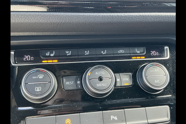 Volkswagen Touran 1.4 TSI 150pk Comfortline Stoel/Stuurverw. Carplay Adap.Cruise Nav/Cam Onderhouden!