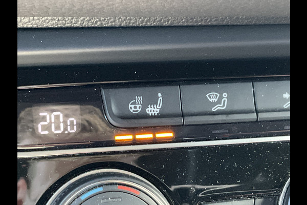 Volkswagen Touran 1.4 TSI 150pk Comfortline Stoel/Stuurverw. Carplay Adap.Cruise Nav/Cam Onderhouden!