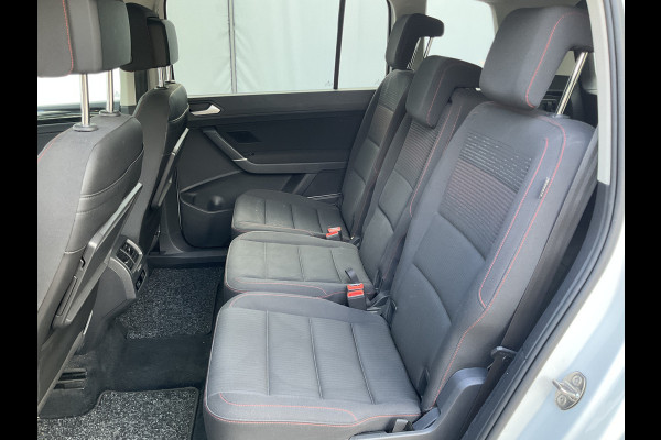 Volkswagen Touran 1.4 TSI 150pk Comfortline Stoel/Stuurverw. Carplay Adap.Cruise Nav/Cam Onderhouden!