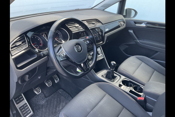 Volkswagen Touran 1.4 TSI 150pk Comfortline Stoel/Stuurverw. Carplay Adap.Cruise Nav/Cam Onderhouden!