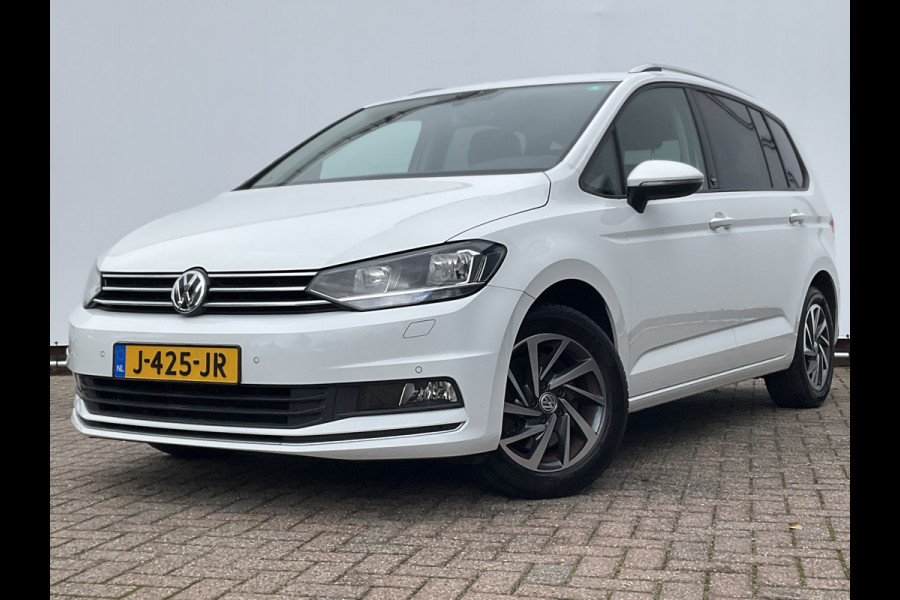 Volkswagen Touran 1.4 TSI 150pk Comfortline Stoel/Stuurverw. Carplay Adap.Cruise Nav/Cam Onderhouden!