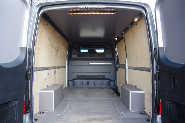 Mercedes-Benz Sprinter 319 3.0 CDI V6 L2H1 AUT. LED, 3.5T TREKHAAK, LUCHTVERING, ADAPT. CRUISE, 360 CAMERA, MBUX 10'', STOELVERWARMING, STANDKACHEL, VO
