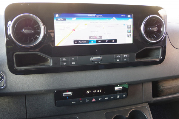 Mercedes-Benz Sprinter 319 3.0 CDI V6 L2H1 AUT. LED, 3.5T TREKHAAK, LUCHTVERING, ADAPT. CRUISE, 360 CAMERA, MBUX 10'', STOELVERWARMING, STANDKACHEL, VO