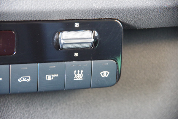 Mercedes-Benz Sprinter 319 3.0 CDI V6 L2H1 AUT. LED, 3.5T TREKHAAK, LUCHTVERING, ADAPT. CRUISE, 360 CAMERA, MBUX 10'', STOELVERWARMING, STANDKACHEL, VO