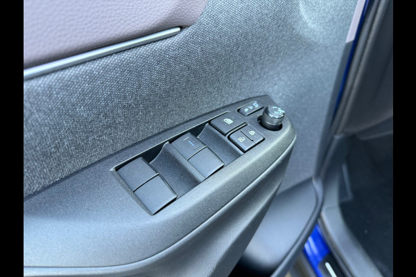 Toyota Yaris Cross 1.5 Hybrid Executive - Navi - Climate - Panodak - Camera