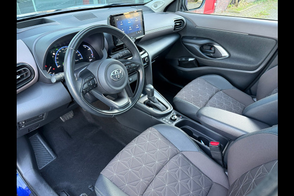 Toyota Yaris Cross 1.5 Hybrid Executive - Navi - Climate - Panodak - Camera
