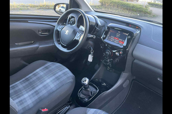 Peugeot 108 1.0 e-VTi Allure / navigatie