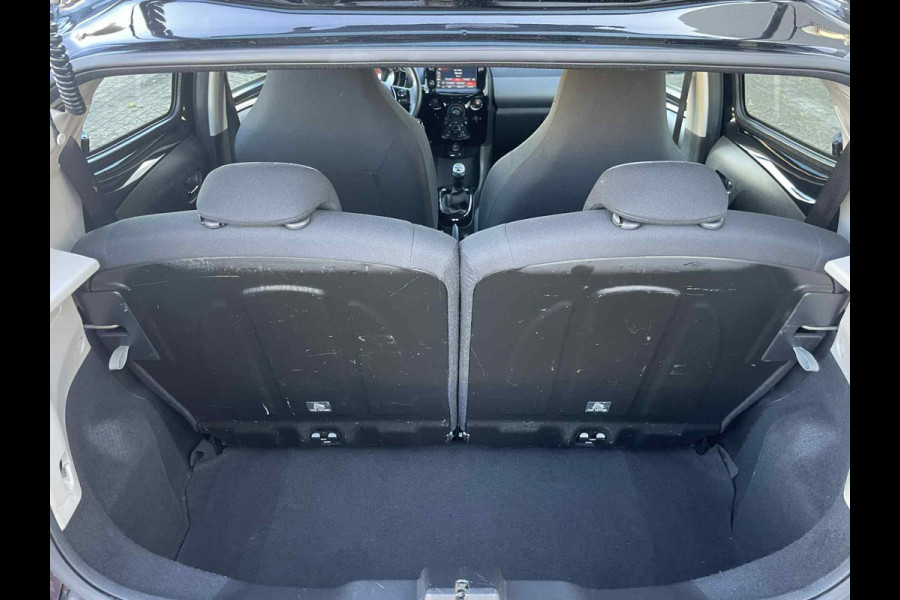 Peugeot 108 1.0 e-VTi Allure / navigatie