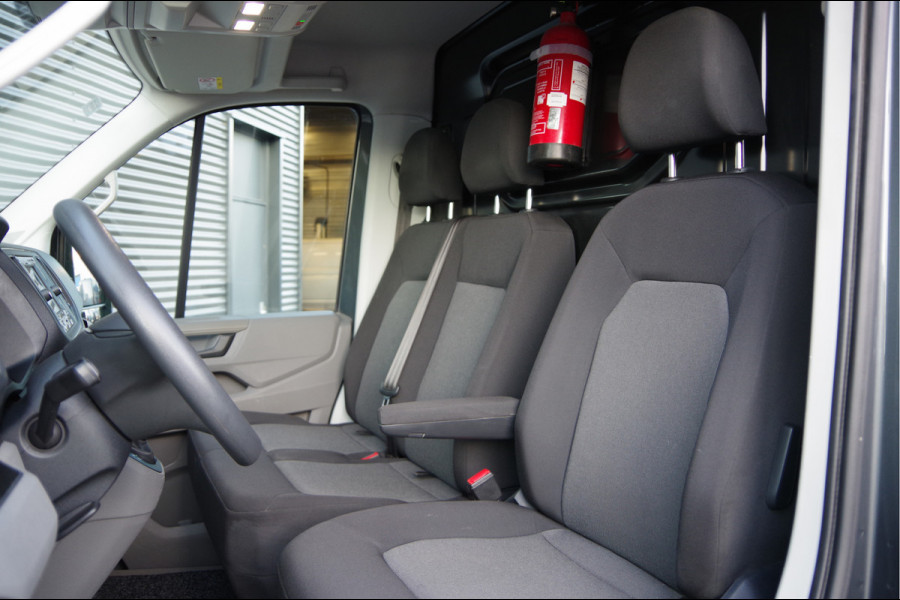 Volkswagen Crafter 35 2.0 TDI L3H3 MARGE, 140PK AUT. LED, CAMERA, ADAPT. CRUISE, AIRCO, CARPLAY, PARKEERSENSOREN,