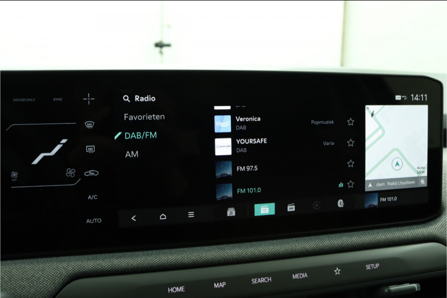 Kia EV3 Plus Advanced 81.4 kWh - Demo Automaat - Prijs incl. Inruilpremie - Schuif-/kanteldak - Stoel-/stuurverwarming - Blind Spot - Navigatie - Fabrieksgarantie tot 2032