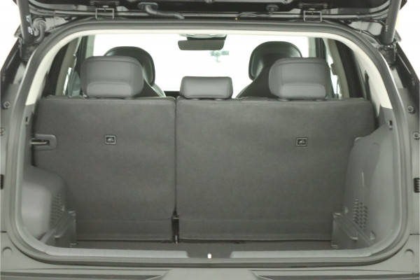 Kia EV3 Plus Advanced 81.4 kWh - Demo Automaat - Prijs incl. Inruilpremie - Schuif-/kanteldak - Stoel-/stuurverwarming - Blind Spot - Navigatie - Fabrieksgarantie tot 2032