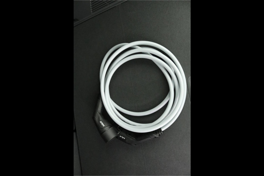 Kia EV3 Plus Advanced 81.4 kWh - Demo Automaat - Prijs incl. Inruilpremie - Schuif-/kanteldak - Stoel-/stuurverwarming - Blind Spot - Navigatie - Fabrieksgarantie tot 2032