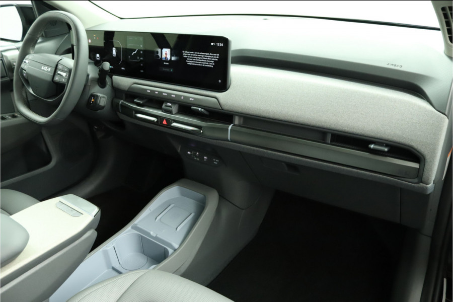 Kia EV3 Plus Advanced 81.4 kWh - Demo Automaat - Prijs incl. Inruilpremie - Schuif-/kanteldak - Stoel-/stuurverwarming - Blind Spot - Navigatie - Fabrieksgarantie tot 2032