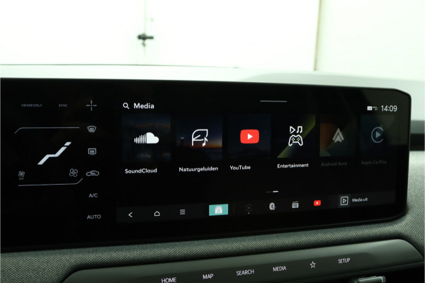 Kia EV3 Plus Advanced 81.4 kWh - Demo Automaat - Prijs incl. Inruilpremie - Schuif-/kanteldak - Stoel-/stuurverwarming - Blind Spot - Navigatie - Fabrieksgarantie tot 2032