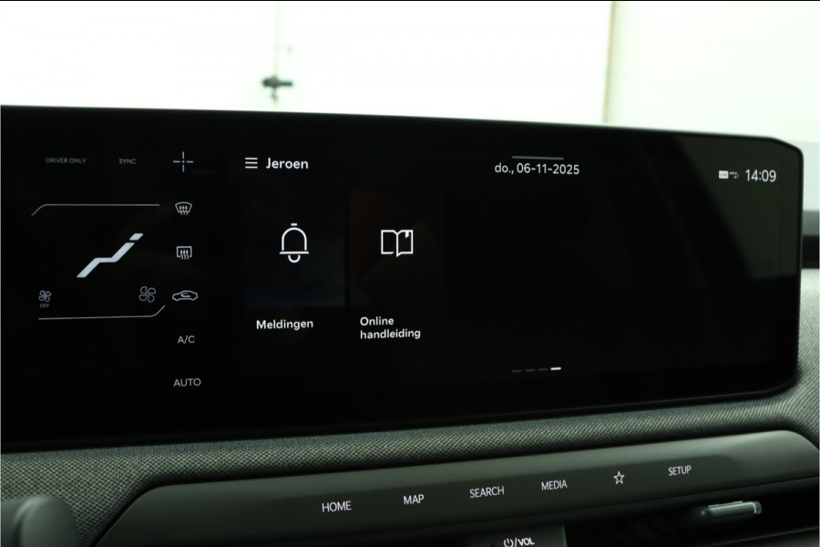 Kia EV3 Plus Advanced 81.4 kWh - Demo Automaat - Prijs incl. Inruilpremie - Schuif-/kanteldak - Stoel-/stuurverwarming - Blind Spot - Navigatie - Fabrieksgarantie tot 2032