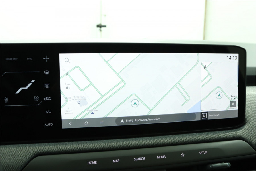 Kia EV3 Plus Advanced 81.4 kWh - Demo Automaat - Prijs incl. Inruilpremie - Schuif-/kanteldak - Stoel-/stuurverwarming - Blind Spot - Navigatie - Fabrieksgarantie tot 2032