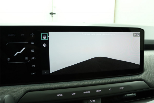 Kia EV3 Plus Advanced 81.4 kWh - Demo Automaat - Prijs incl. Inruilpremie - Schuif-/kanteldak - Stoel-/stuurverwarming - Blind Spot - Navigatie - Fabrieksgarantie tot 2032