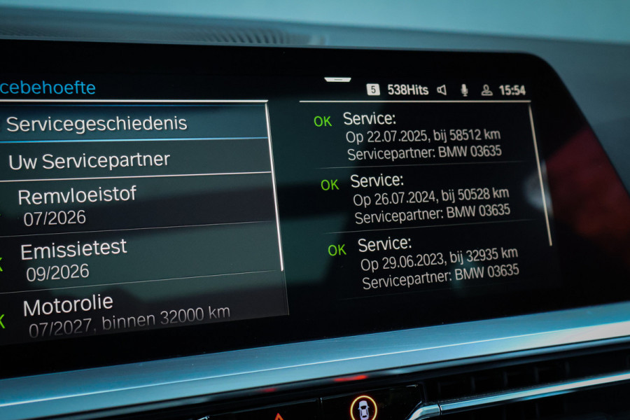 BMW 3 Serie Touring 330e M-SPORT | STOELVERWARMING | CRUISE CONTROL | ACHTERUITRIJCAMERA | APPLE CARPLAY | SFEERVERLICHTING | ORIGINEEL NEDE