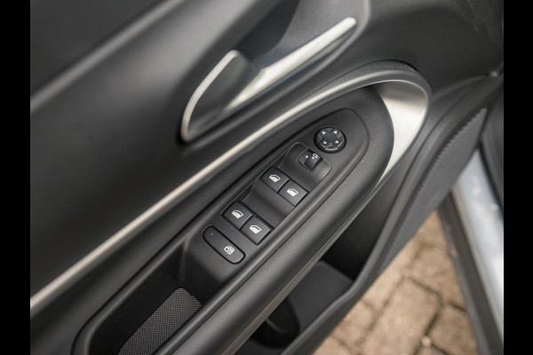 Jeep Avenger Summit 54 kWh | 17% Bijtelling | Leder & Winter Pack | Schuif/Kanteldak | Infotainment & Convenience Pack