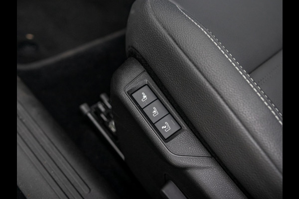 Jeep Avenger Summit 54 kWh | 17% Bijtelling | Leder & Winter Pack | Schuif/Kanteldak | Infotainment & Convenience Pack