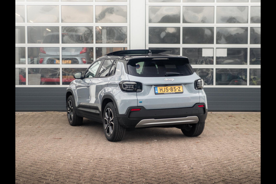 Jeep Avenger Summit 54 kWh | 17% Bijtelling | Leder & Winter Pack | Schuif/Kanteldak | Infotainment & Convenience Pack