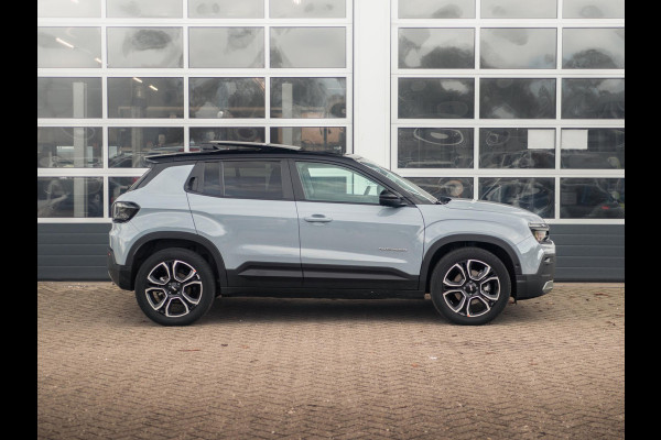 Jeep Avenger Summit 54 kWh | 17% Bijtelling | Leder & Winter Pack | Schuif/Kanteldak | Infotainment & Convenience Pack