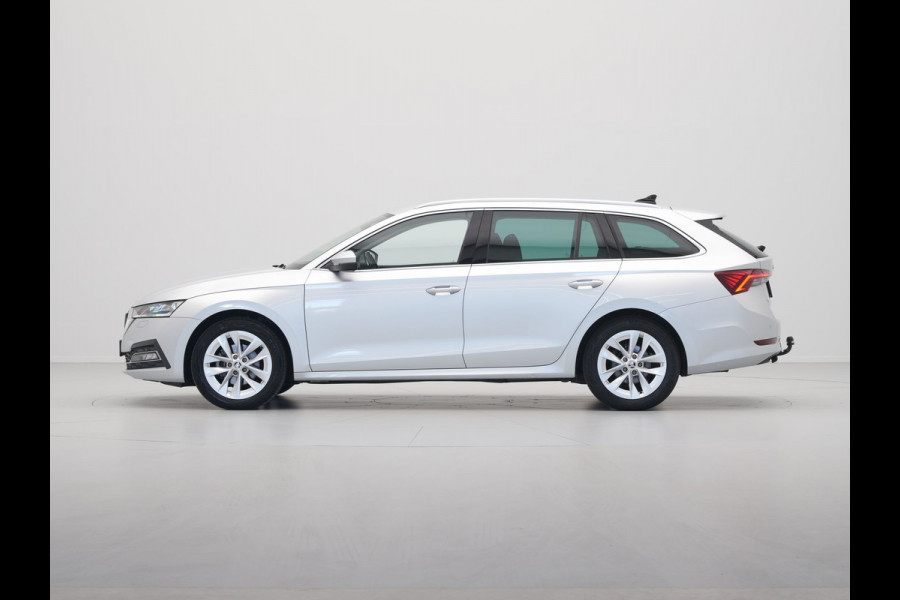 Škoda Octavia Combi 1.5 TSI 150pk First Edition Navigatie Stoelverwarming Acc Led ARGON