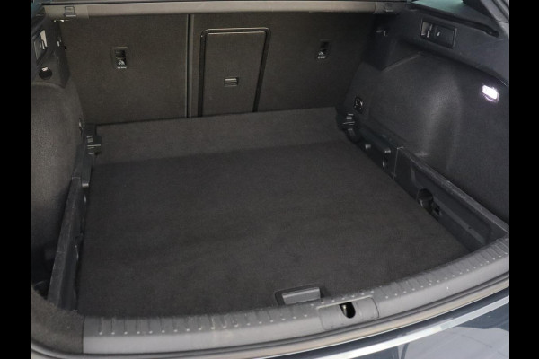 Seat Leon 1.5 TSI FR Launch Edition | Trekhaak | Adaptive cruise | Carplay | Navigatie | Full LED | DAB | Climate control | Parkeerhulp | Sfeerverlichting | Digital Cockpit