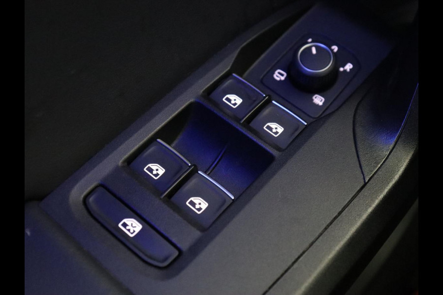 Seat Leon 1.5 TSI FR Launch Edition | Trekhaak | Adaptive cruise | Carplay | Navigatie | Full LED | DAB | Climate control | Parkeerhulp | Sfeerverlichting | Digital Cockpit