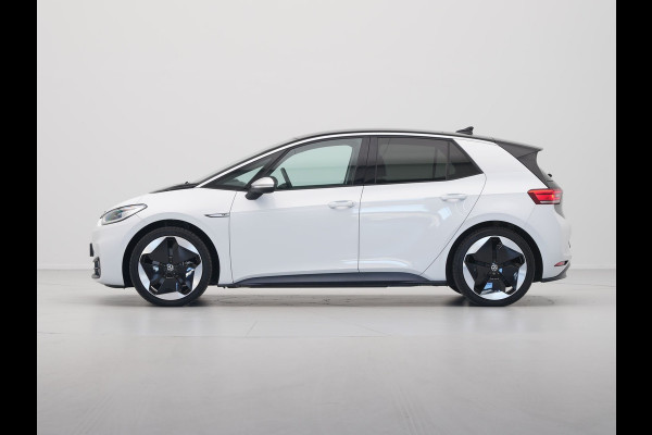 Volkswagen ID.3 First Max 58 kWh 204pk Trekhaak Navigatie Camera Stoelverwarming Side ass. ARGON