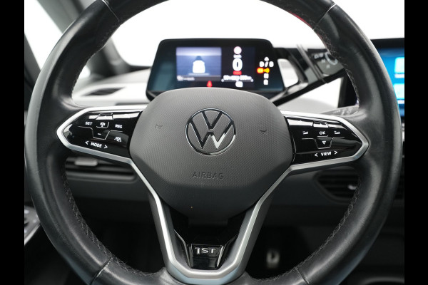 Volkswagen ID.3 First Max 58 kWh 204pk Trekhaak Navigatie Camera Stoelverwarming Side ass. ARGON