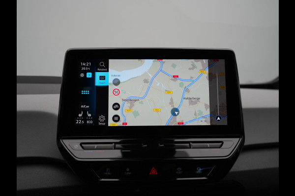 Volkswagen ID.3 First Max 58 kWh 204pk Trekhaak Navigatie Camera Stoelverwarming Side ass. ARGON