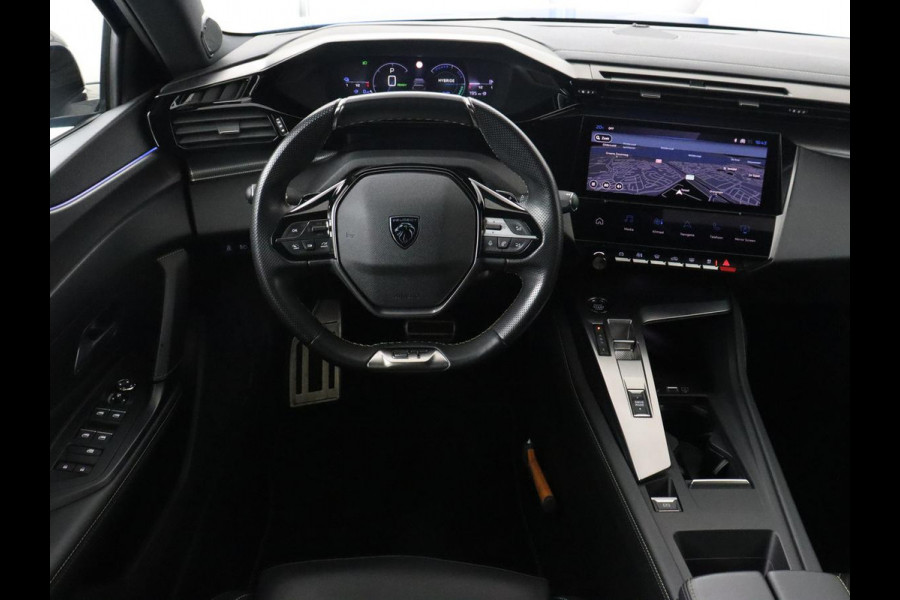 Peugeot 308 1.6 PHEV 225 GT | Panoramadak | Stoelverwarming | 360 Camera | Focal Sound | Adaptive cruise | Matrix LED | Keyless | Carplay | Navigatie | Leder/Alcantara | Dodehoek detectie | Plug In