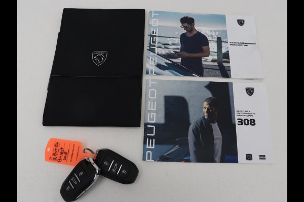 Peugeot 308 1.6 PHEV 225 GT | Panoramadak | Stoelverwarming | 360 Camera | Focal Sound | Adaptive cruise | Matrix LED | Keyless | Carplay | Navigatie | Leder/Alcantara | Dodehoek detectie | Plug In