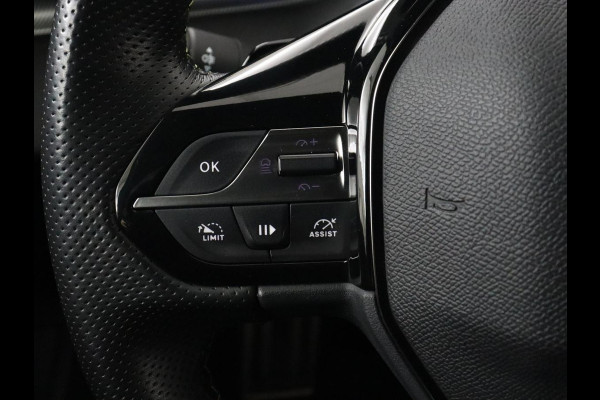 Peugeot 308 1.6 PHEV 225 GT | Panoramadak | Stoelverwarming | 360 Camera | Focal Sound | Adaptive cruise | Matrix LED | Keyless | Carplay | Navigatie | Leder/Alcantara | Dodehoek detectie | Plug In