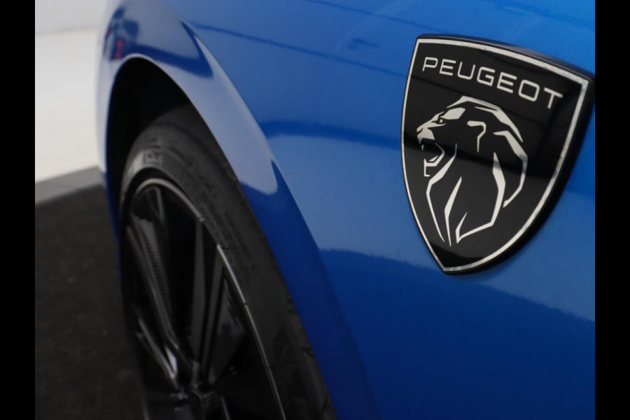 Peugeot 308 1.6 PHEV 225 GT | Panoramadak | Stoelverwarming | 360 Camera | Focal Sound | Adaptive cruise | Matrix LED | Keyless | Carplay | Navigatie | Leder/Alcantara | Dodehoek detectie | Plug In