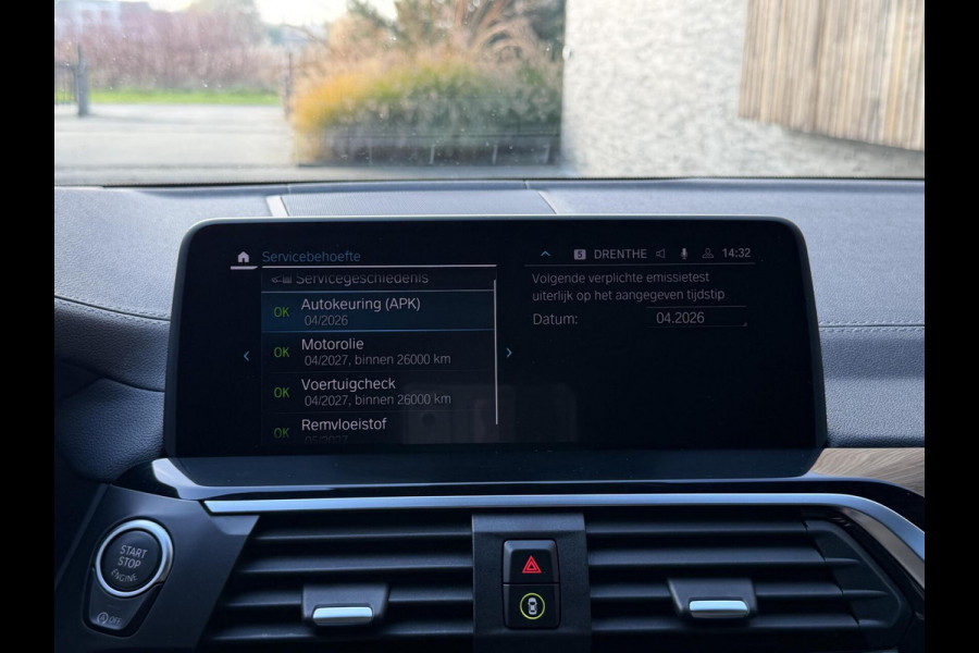 BMW X3 xDrive20i High Executive M-sport | Leren bekleding | Head-up display | Stoelverwarming | Cruise & climate control | Dodehoek en